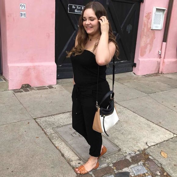 Meet your Posher, Emily - Picture 1 of 1